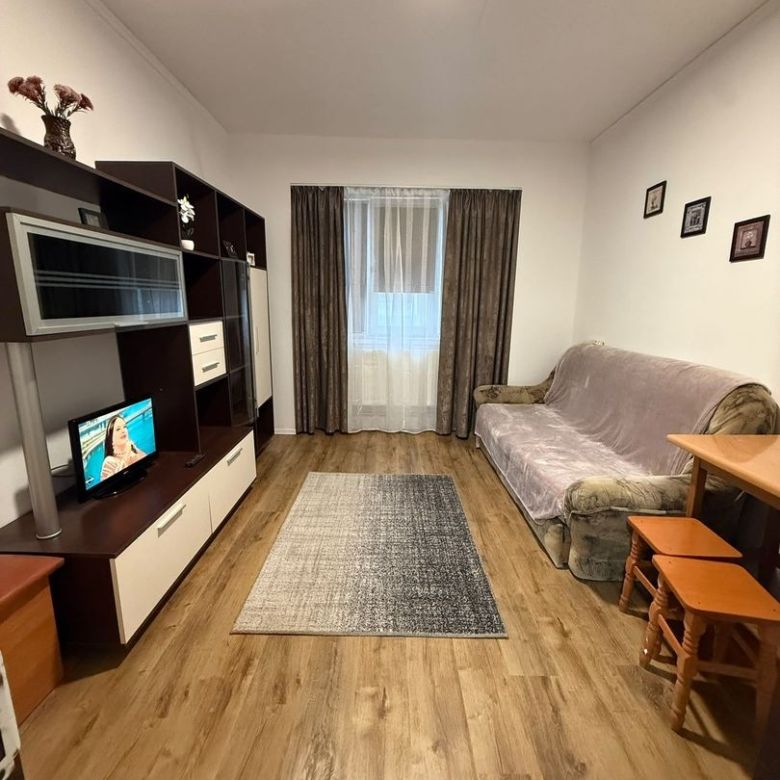 De vanzare garsoniera micro 40, et. 3/3, 27.000 euro - Imagine principala