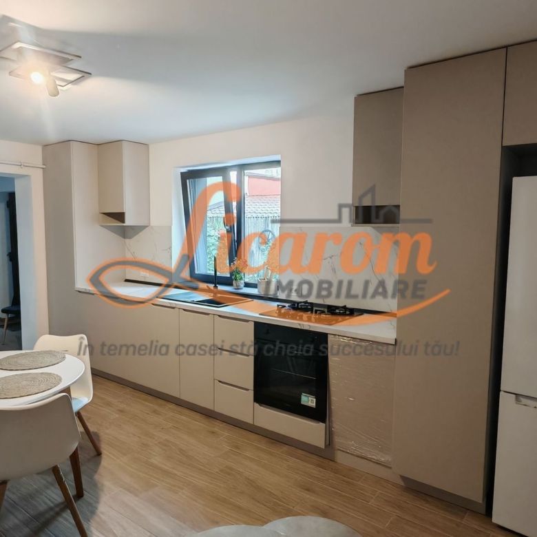 Apartament tip Casa 4 camere strada Carpatilor,totul nou. - Imagine principala
