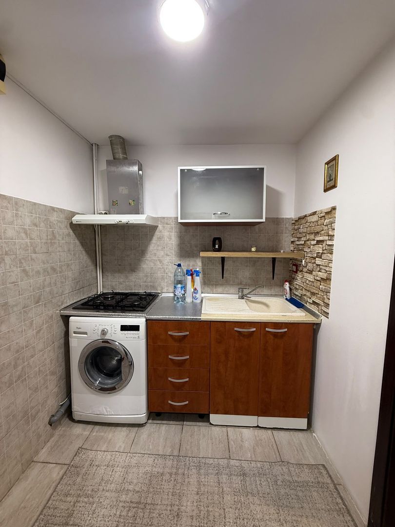De vanzare garsoniera micro 40, et. 3/3, 27.000 euro - foto 4