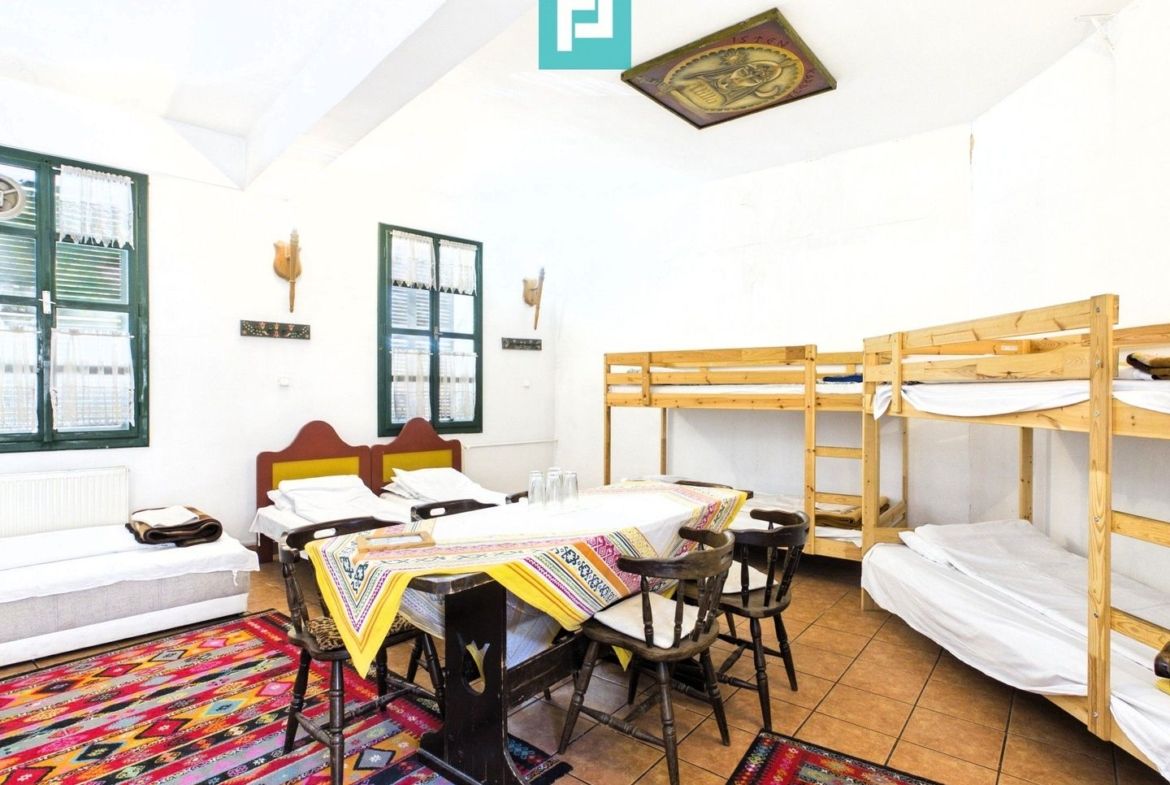 Pensiune 18 Camere cu Restaurant - Cetatea Oradea - foto 8