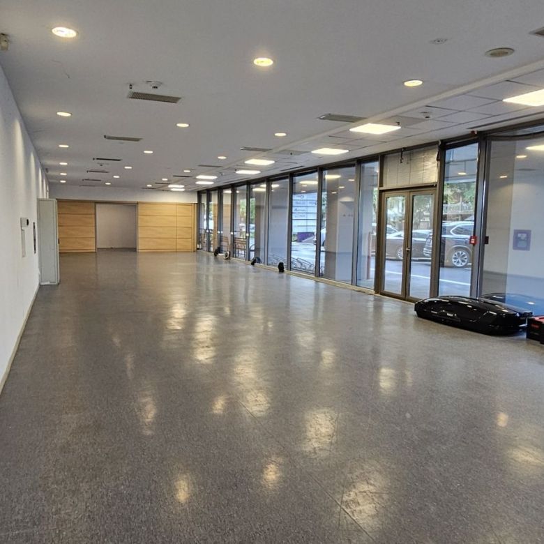 Pantelimon spatiu comercial 950 mp - Imagine principala
