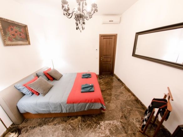 Universitate apartament 5 camere 220 mp de inchiriat - Imagine principala