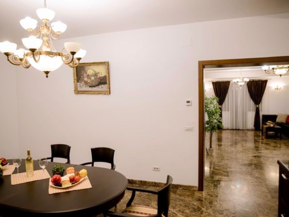 Universitate apartament 5 camere 220 mp de inchiriat - foto 3