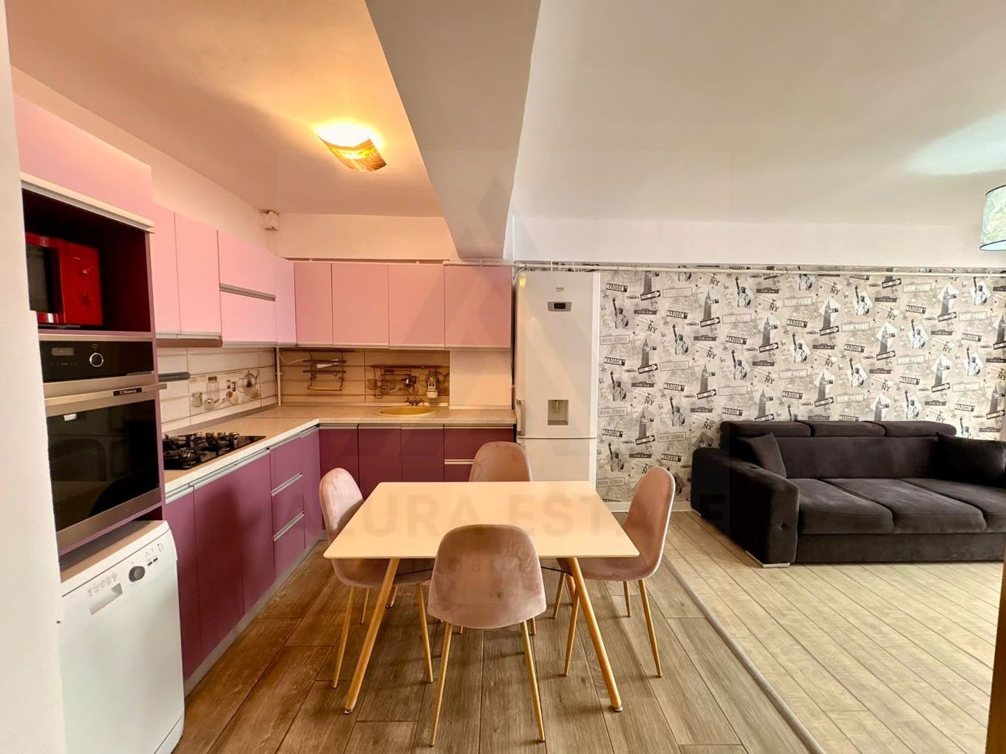 Apartament modern 2 camere cu balcon și 2 lifturi în Doamna Stanca - Imagine principala Apartament modern 2 camere cu balcon și 2 lifturi în Doamna Stanca - Imagine principala
