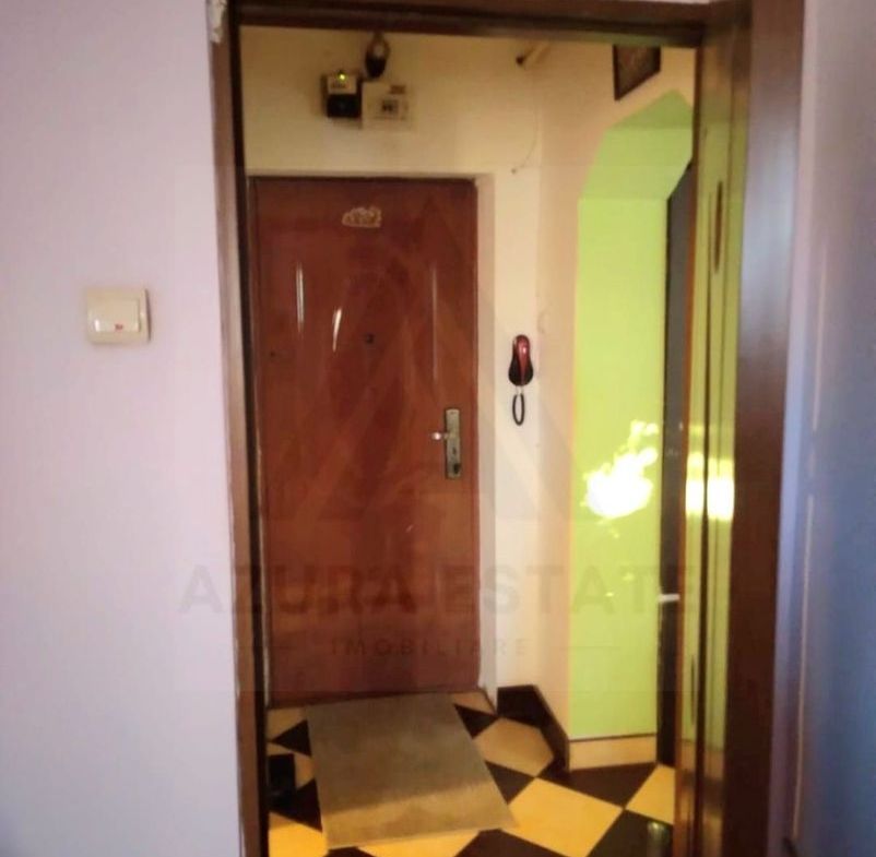 Apartament 2 camere 45 mp utili renovat etaj 3 in Cisnadie - foto 3