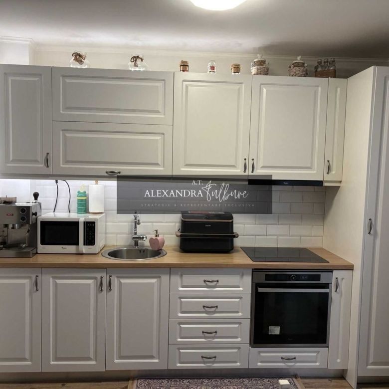 Apartament 3 camere, 2 balcoane, etaj intermediar - Imagine principala