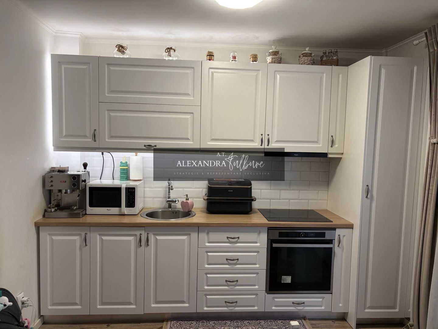 Apartament 3 camere, 2 balcoane, etaj intermediar - Imagine principala