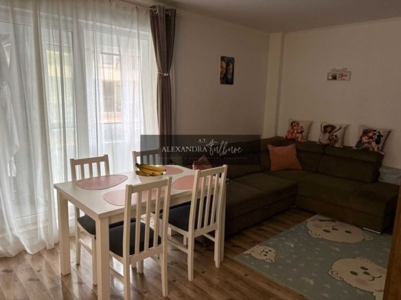 Apartament 3 camere, 2 balcoane, etaj intermediar - foto 2