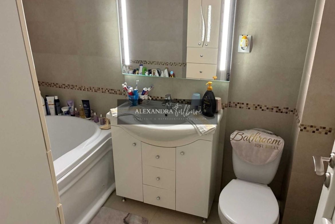 Apartament 3 camere, 2 balcoane, etaj intermediar - foto 7