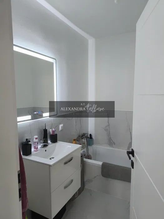 Apartament 3 camere, 2 bai, balcon, Teilor - foto 7
