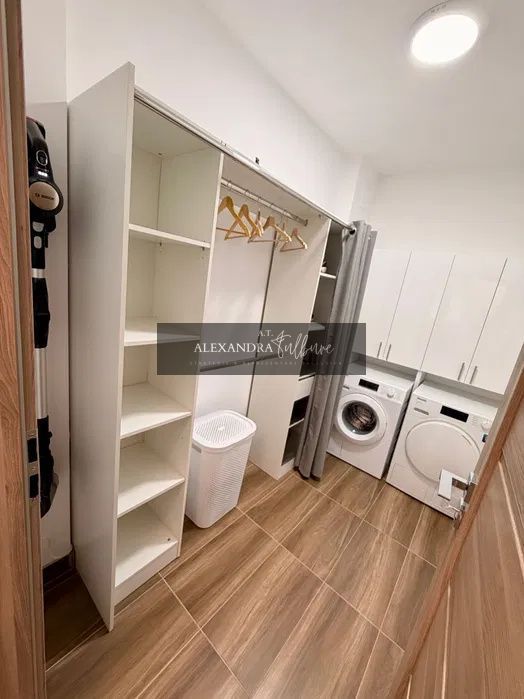 Apartament de vanzare cu 3 camere, 2 bai, balcon, garaj - foto 4