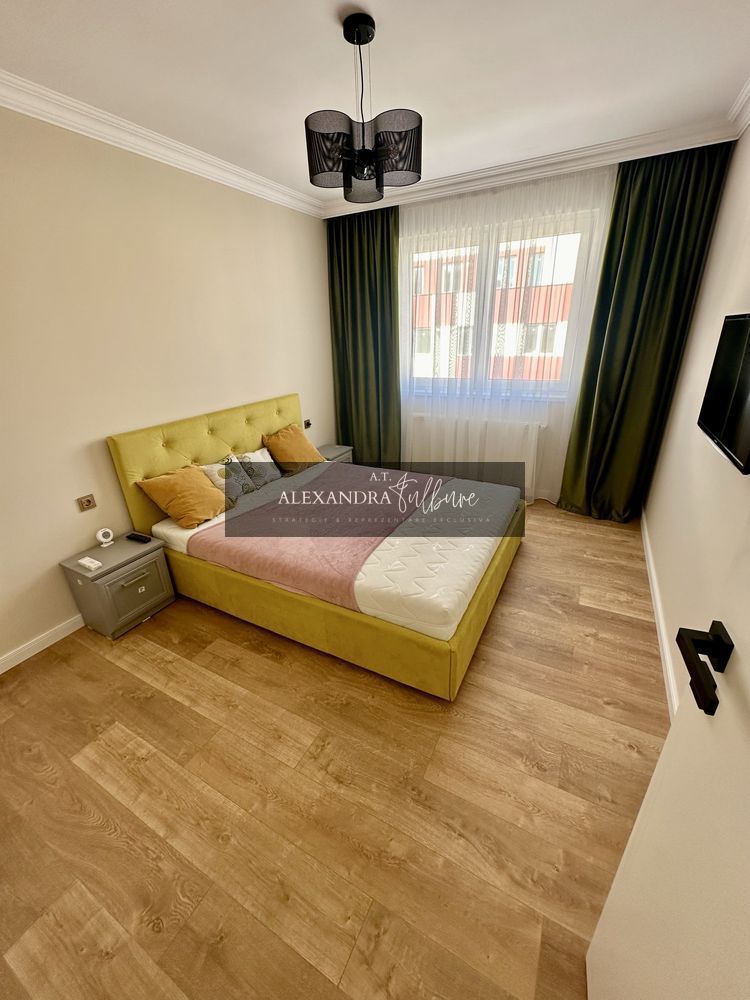 Apartament de vanzare 3 camere decomanda, balcon, parcare - foto 5
