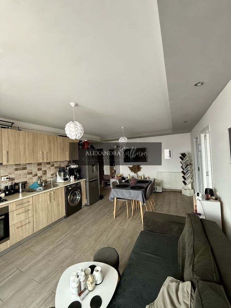 Apartament 3 camere, dressing, balcon, parcare, zona Eroilor - foto 2