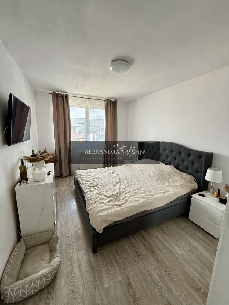 Apartament 3 camere, dressing, balcon, parcare, zona Eroilor - foto 3