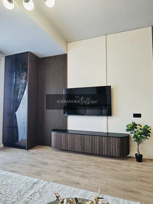 Apartament 2 camere, etaj intermediar, terasa, garaj, Eroilor - foto 2