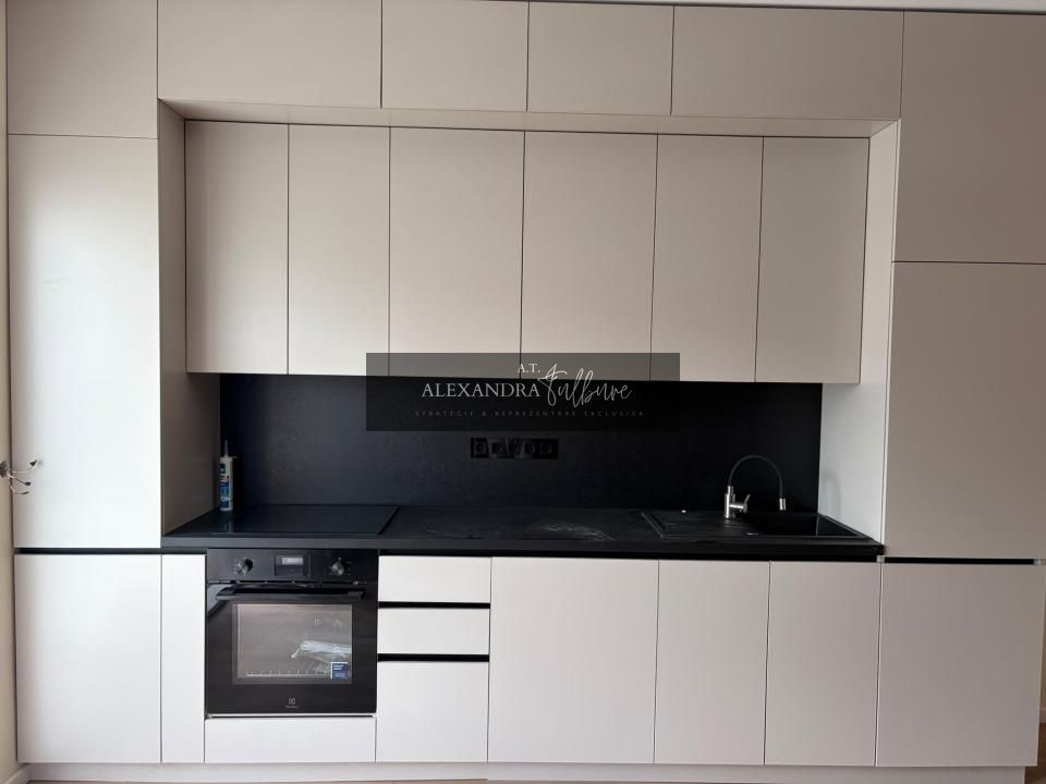 Apartament 2 camere, terasa, etaj intermediar, garaj, Eroilor - foto 3