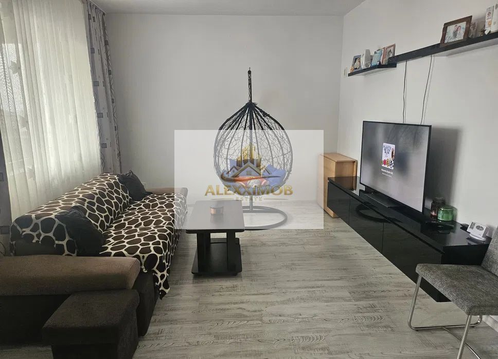 Apartament 3 Camere de Vanzare - zona Metalurgiei - 75 mp - foto 3