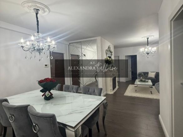 Apartament 3 camere decomandate, 2 bai,balcon, etaj intermediar, garaj - foto 2