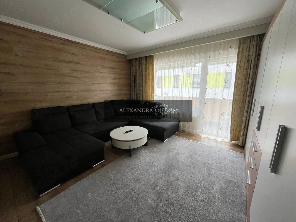 Apartament 2 camere decomandate, balcon, etaj intermediar, parcare - Imagine principala
