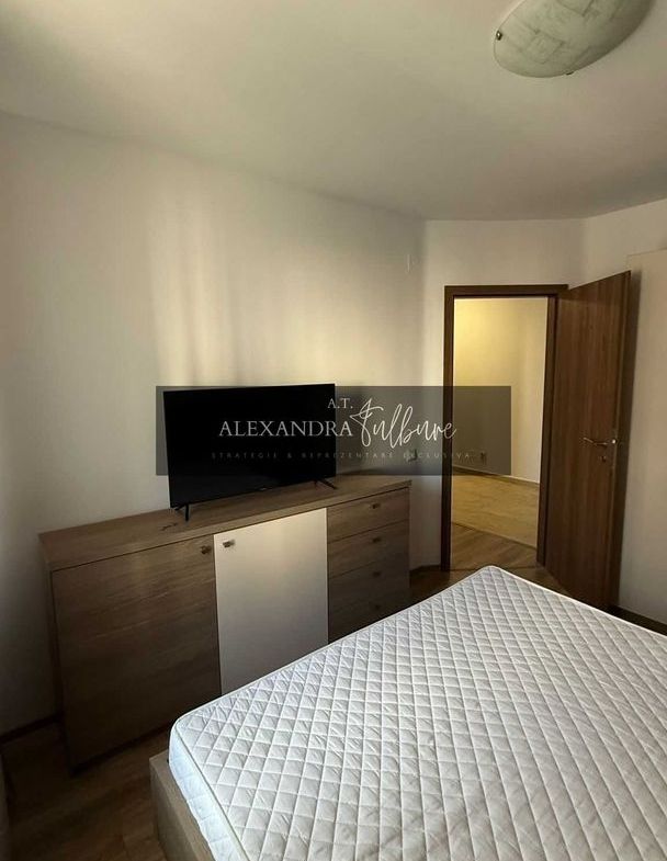 Apartament 2 camere, etaj intermediar, balcon, parcare, Terra - foto 4