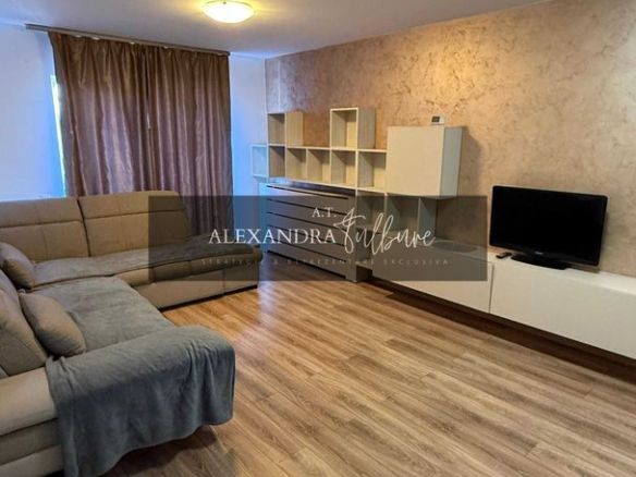Apartament 2 camere decomandate, balcon, etaj intermediar, parcare - foto 2