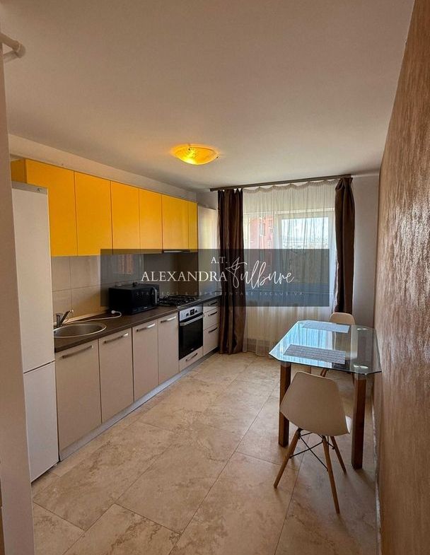 Apartament 2 camere decomandate, balcon, etaj intermediar, parcare - foto 3