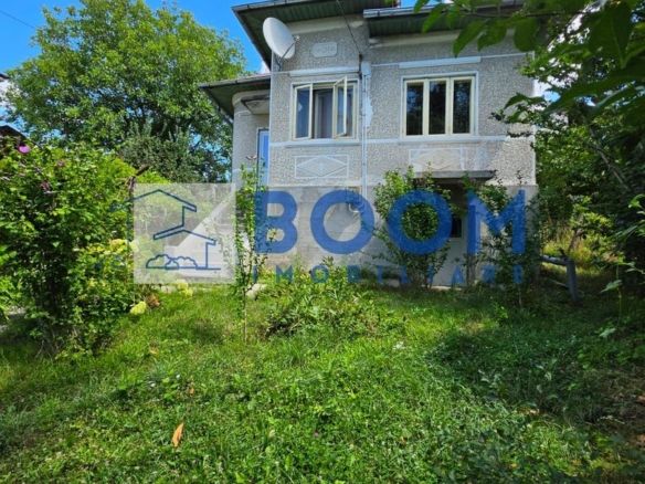 Casa Ocnita | Ideal investitie | - Imagine principala