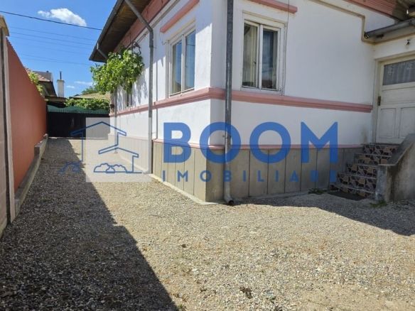 Casă 4 camere | Zona Centrala | Investitie - Imagine principala