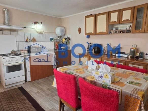 Casă 4 camere | Zona Centrala | Investitie - foto 2