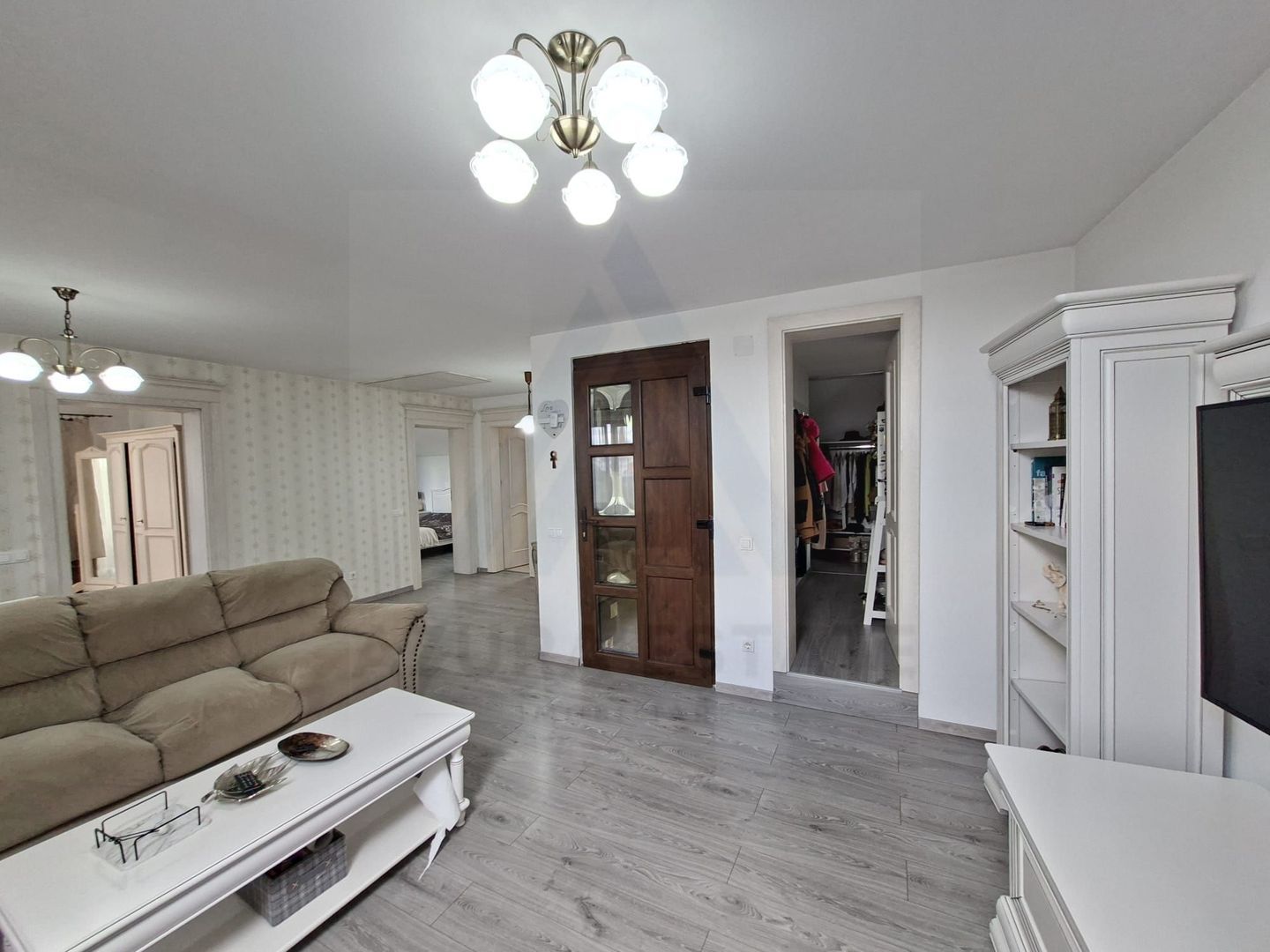Casa individuala 149 mp utili S+P+M cu pivnita si pod in Selimbar - foto 13