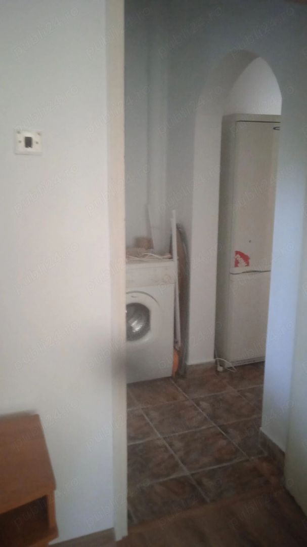 De inchiriat apartament cu 2 camere, Micro 20, 350 Euro - foto 2