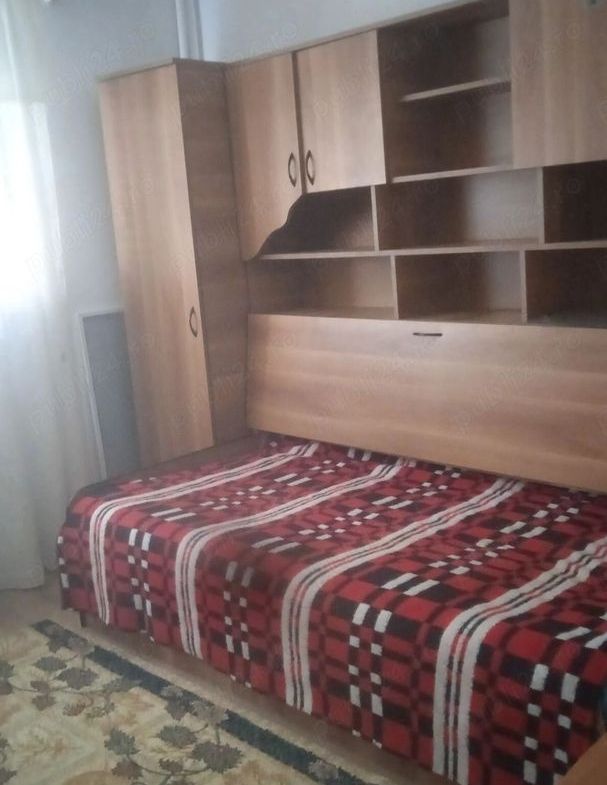 De inchiriat apartament cu 2 camere, Micro 20, 350 Euro - foto 4