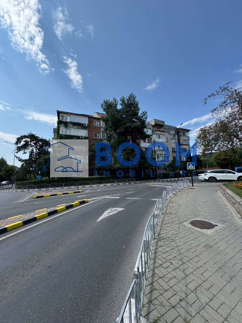 Apartament 4 camere | Centrala Proprie | Calea Lui Traian - foto 3
