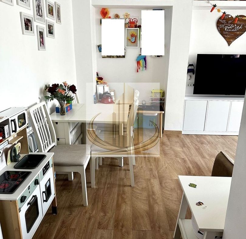 Apartament cu 4 camere si 2 bai | 84 mp | decomandat | zonă centrală - foto 7