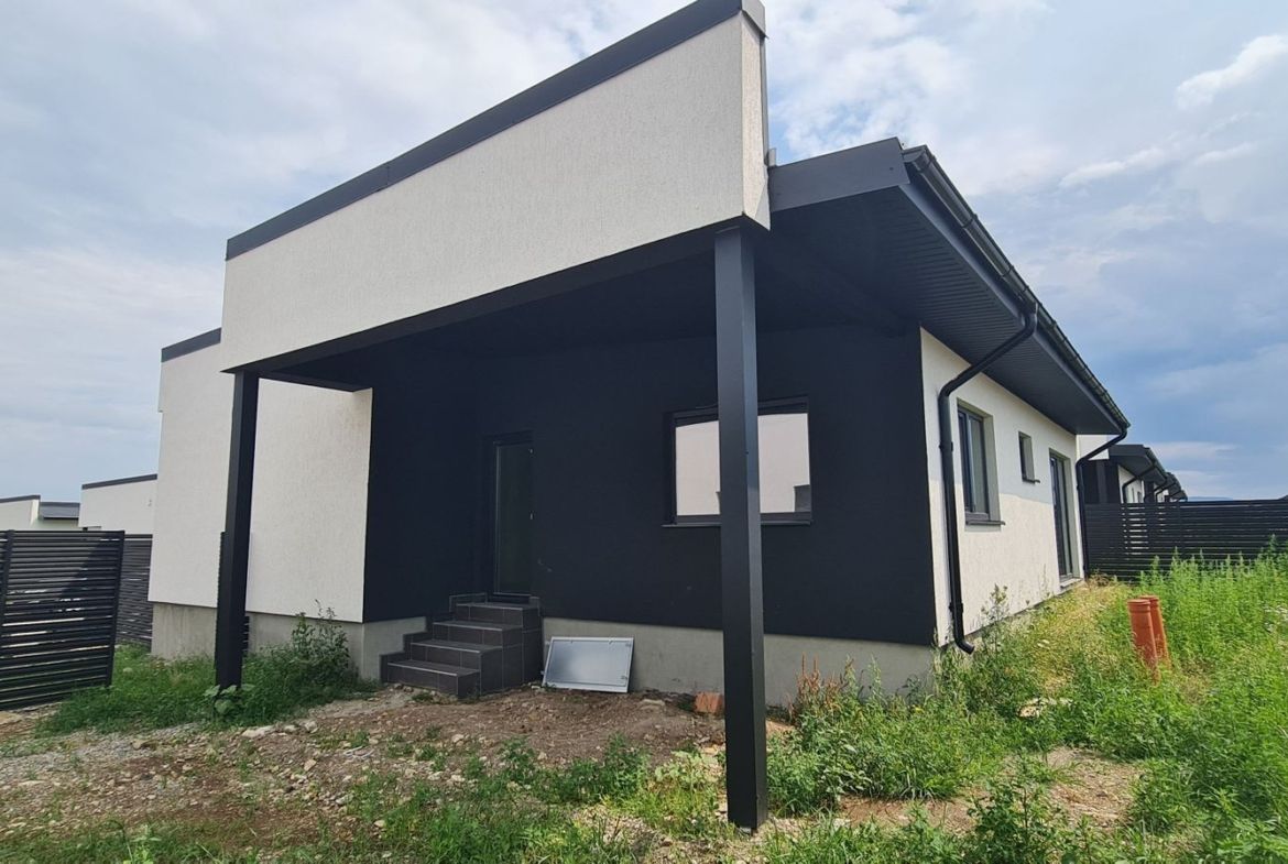 Casa individuala 3 camere finalizata/intabulata Cartier Izvor Tarlungeni Brasov - foto 2