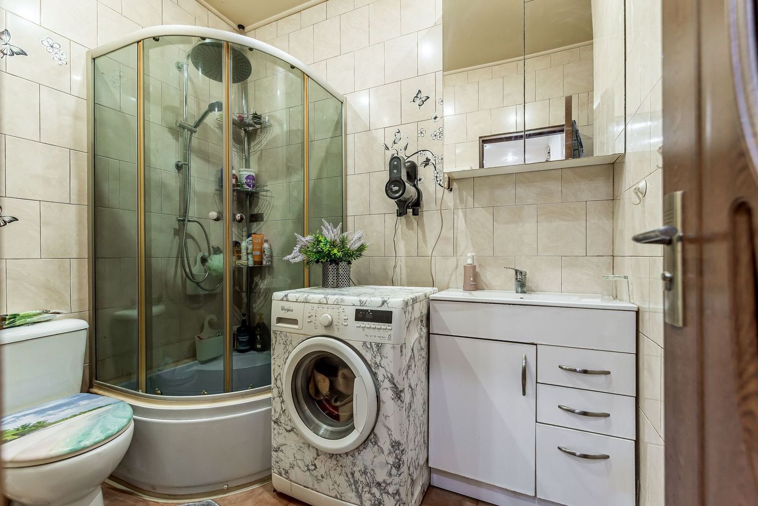 Apartament în centru cu acces auto și garaj propriu - foto 6
