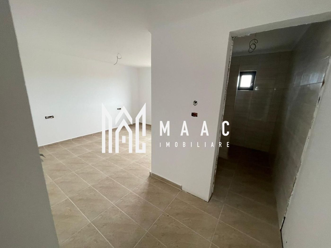 Casa de închiriat | 9 camere  | 260mp utili | Sacel - foto 7