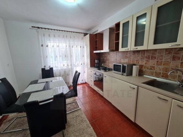 Apartament 3 camere 100 mp utili 2 bai 2 balcoane etaj 2 zona Centrala - foto 3