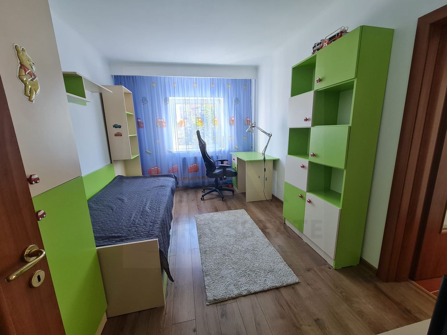Apartament 3 camere 100 mp utili 2 bai 2 balcoane etaj 2 zona Centrala - foto 8