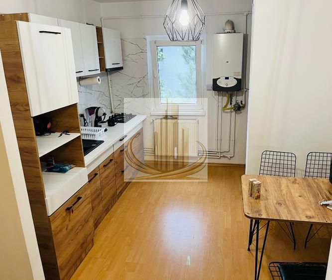 Vând apartament cu 2 camere-Aradului - foto 4