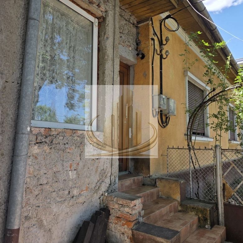Casa renovabila Calea Torontalului - Imagine principala