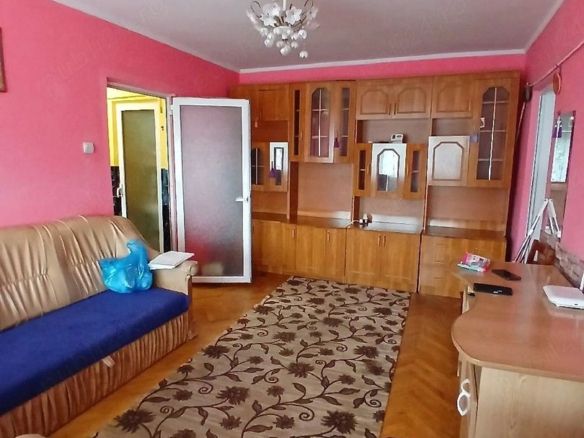 De inchiriez apartament 2 camere , Tiglina 1, 350 euro - Imagine principala