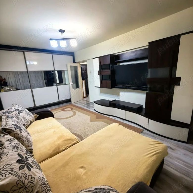 De  inchiriat apartament cu 2 camere zona Gării, Universitate, 380 E - Imagine principala