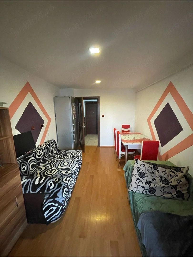 De inchiriat apartament 3 camere 84 mp, 3000 lei - foto 3