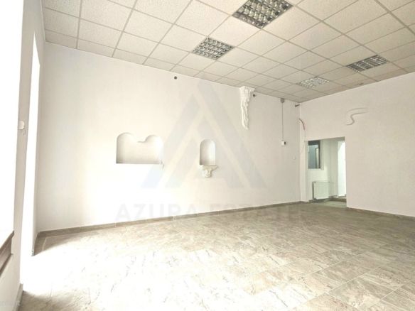 Spațiu Comercial Ultracentral  Zona 9 Mai  Trafic Pietonal Intens - foto 2