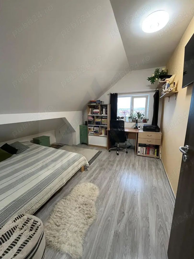 Apartament 3 camere 2 balcoane zona Strand II - foto 4