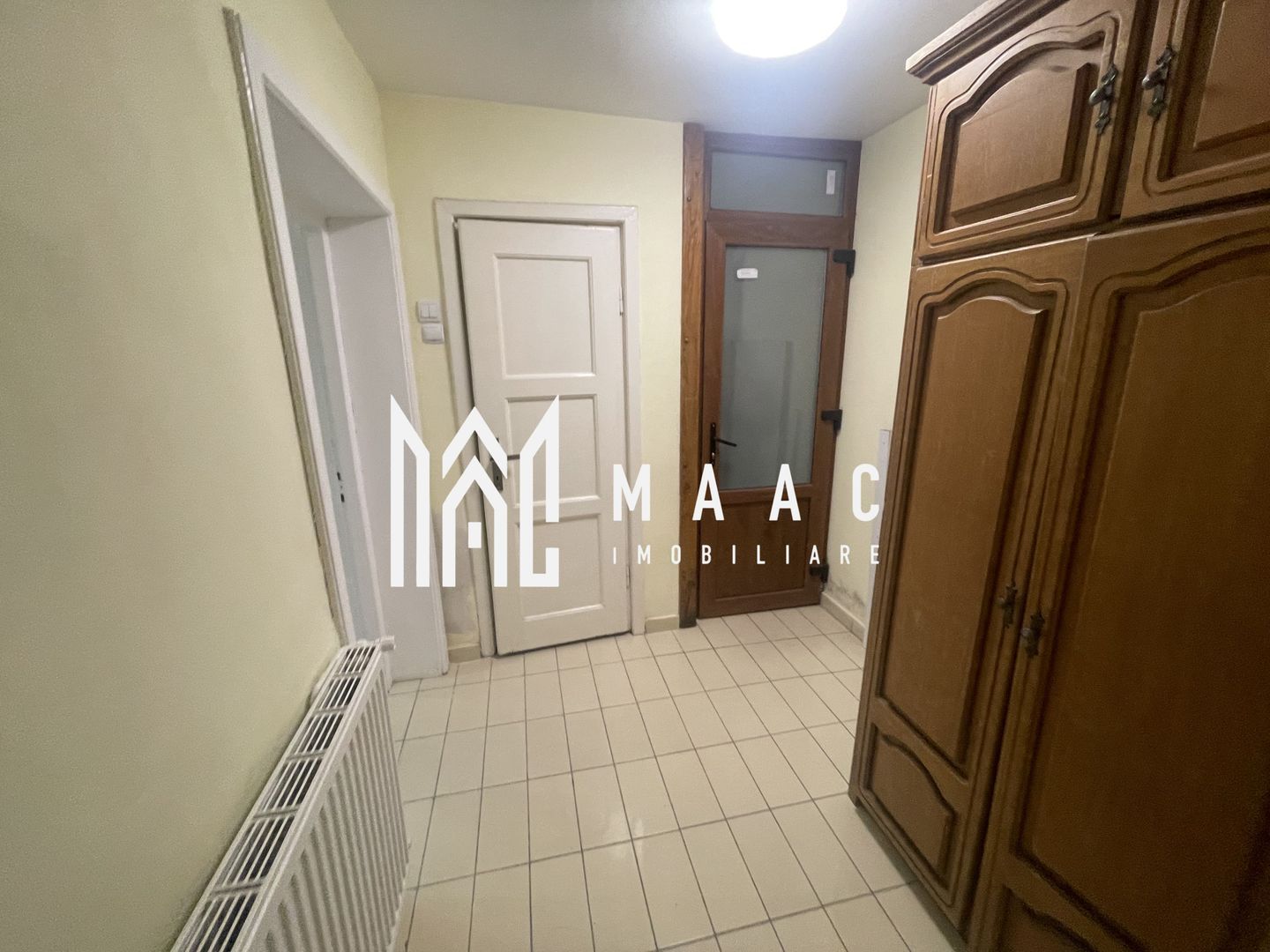 Garsonieră de închiriat | Central Sibiu | 45 mp, mobilată - foto 7