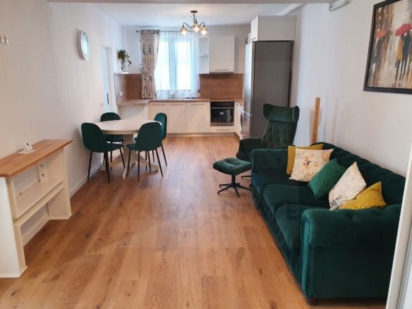 Apartament modern 60 mp  3 camere 2 băi  Șelimbăr - foto 3