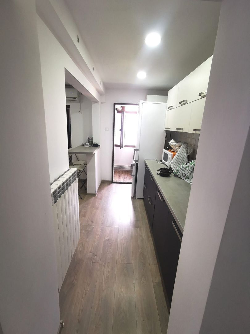 De vanzare apartament 3 camere, micro 39, 76.000 euro negociabil - foto 3