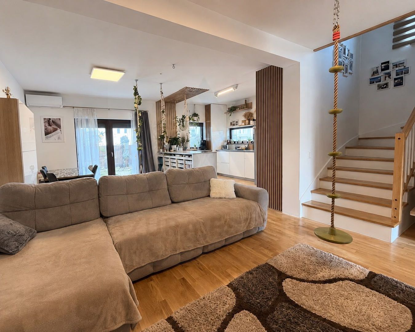 Casa individuala 117 mp utili 245 mp teren 3 dormitoare 2 bai Cristian - Imagine principala
